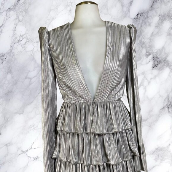 Lovers and Friends Mya Mini Dress in Silver Gray - Picture 3 of 11